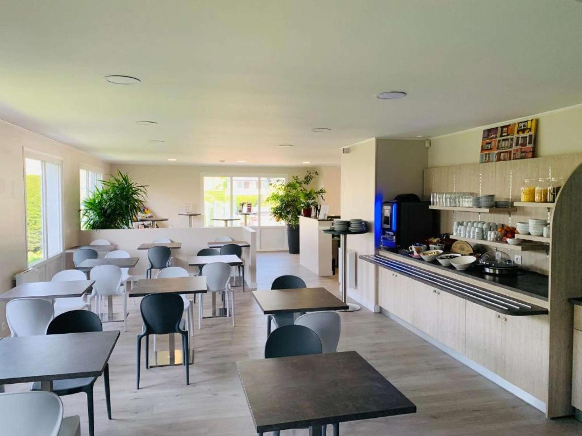 Brit Hotel Confort Morlaix Saint-Martin-des-Champs  Bagian luar foto