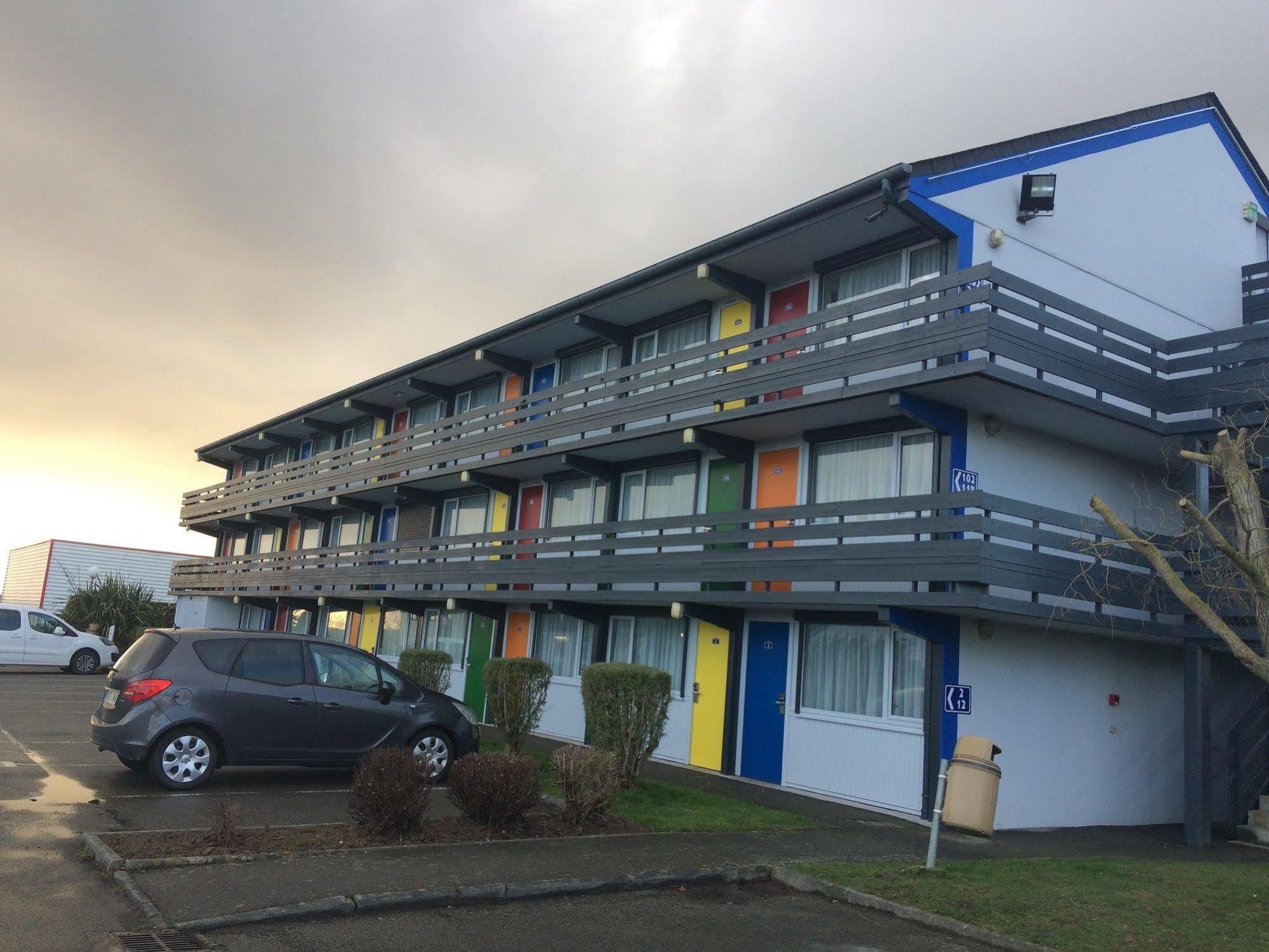 Brit Hotel Confort Morlaix Saint-Martin-des-Champs  Bagian luar foto